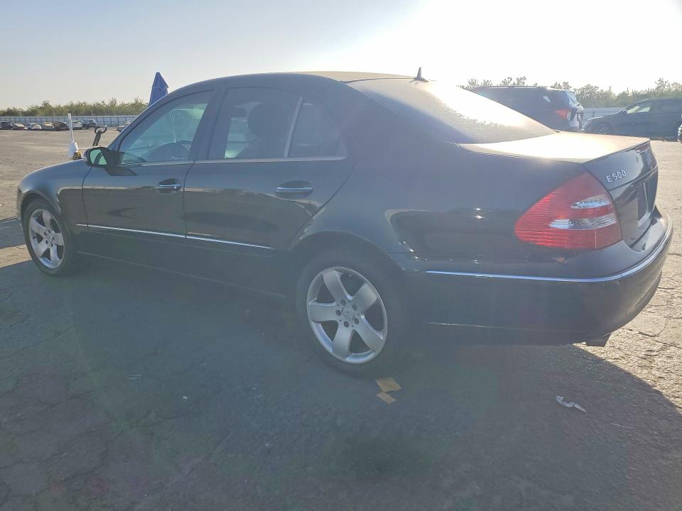 68836406 :رقم المزاد ، WDBUF83J76X188288         vin ، 2006 Mercedes-benz E مزاد بيع