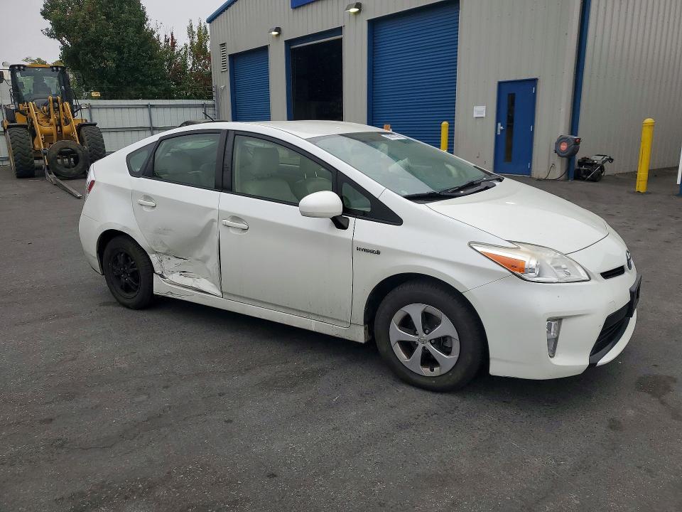 69801086 :رقم المزاد ، JTDKN3DU2D1686728 vin ، 2013 Toyota Prius مزاد بيع