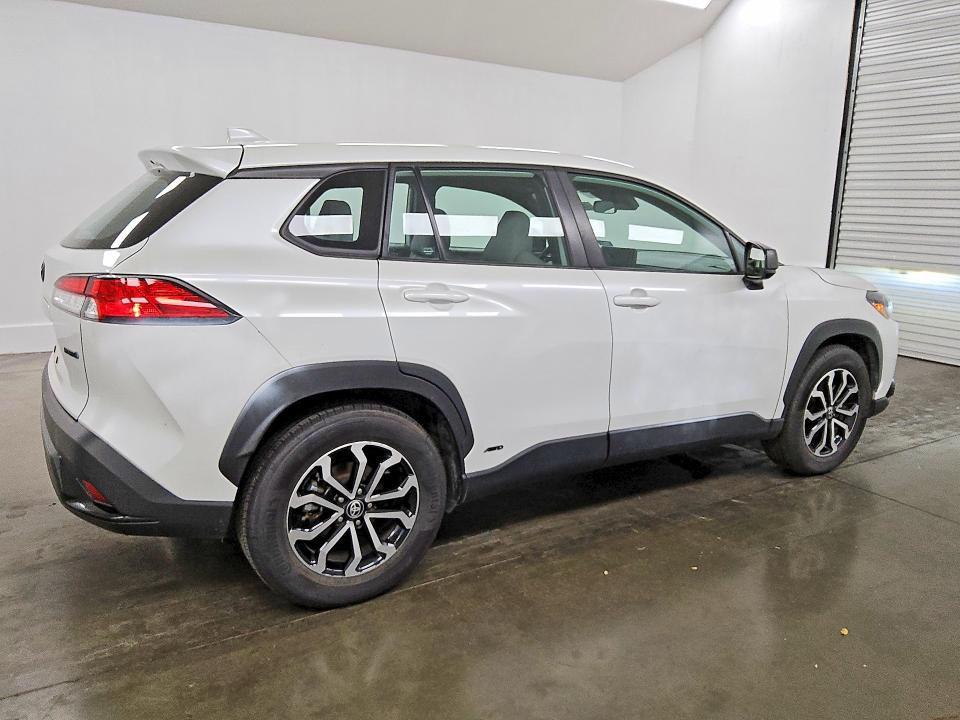 69628176 :رقم المزاد ، 7MUFBABG7PV013703 vin ، 2023 Toyota Corolla Cross Hybrid مزاد بيع