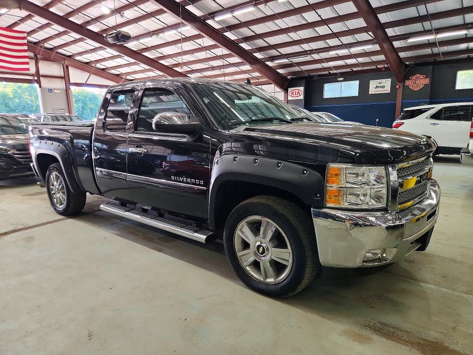 70237476 :رقم المزاد ، 1GCRKSE71DZ383595 vin ، 2013 Chevrolet Silverado مزاد بيع