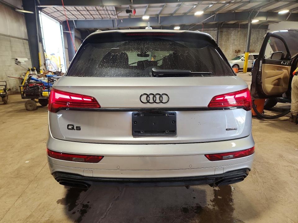 69112766 :رقم المزاد ، WA1EAAFY4N2081841 vin ، 2022 Audi Q5 مزاد بيع