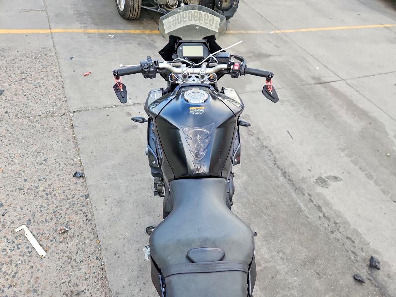 Продажа на аукционе авто 2017 Yamaha Fz10, vin: JYARN48E1HA000221, номер лота: 69490906
