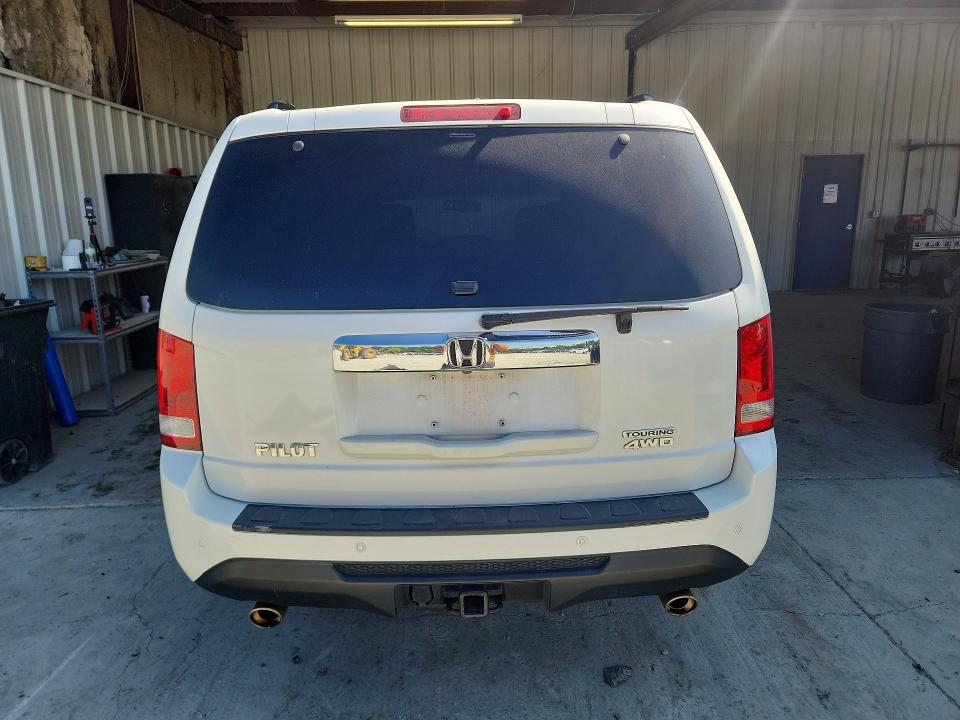 Продаж на аукціоні авто 2015 Honda Pilot, vin: 5FNYF4H96FB030187, номер лоту: 69000576