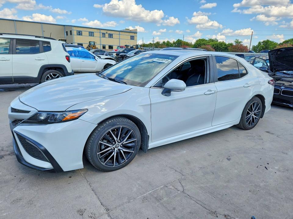 Продажа на аукционе авто 2024 Toyota Camry Hybrid, vin: 4T1S31AK2RU060692, номер лота: 68035516