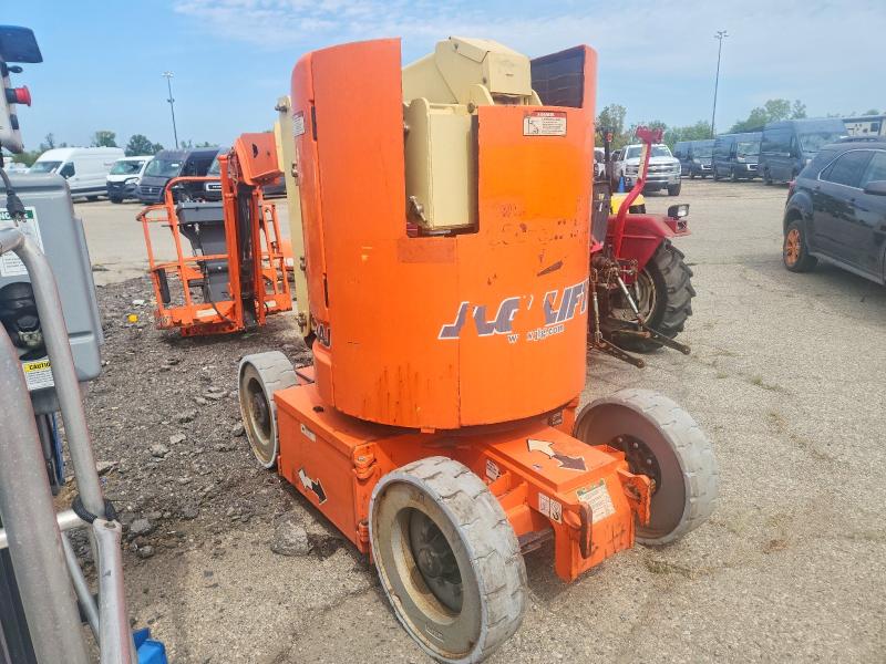 2008 Jlg E300ajp მანქანა იყიდება აუქციონზე, vin: 0300127584, აუქციონის ნომერი: 64196856