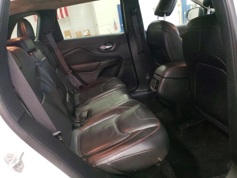 68982906 :رقم المزاد ، 1C4PJMBS3EW189507 vin ، 2014 Jeep Cherokee مزاد بيع