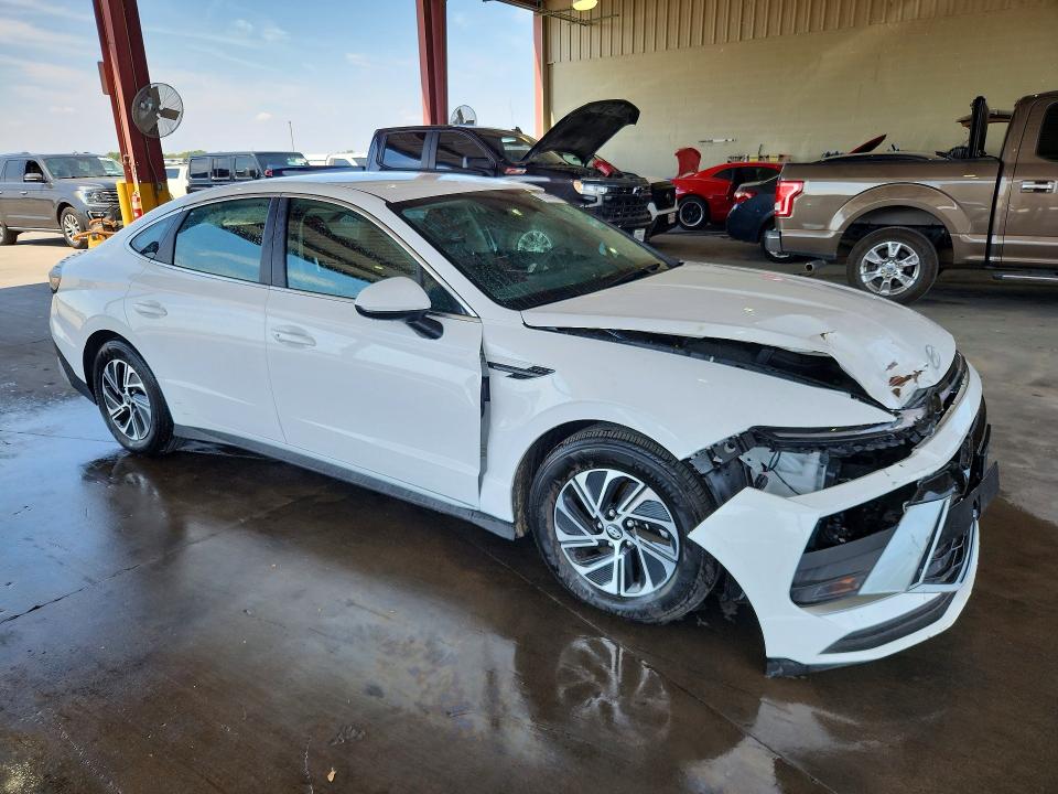 Продажа на аукционе авто 2026 Hyundai Sonata Hybrid, vin: KMHL24JJXTA161925, номер лота: 69967246