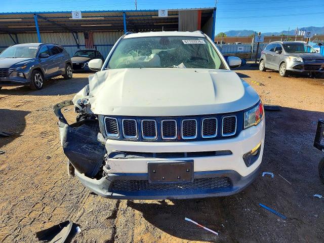 2017 Jeep Compass მანქანა იყიდება აუქციონზე, vin: 3C4NJDBB3HT651372, აუქციონის ნომერი: 67722276