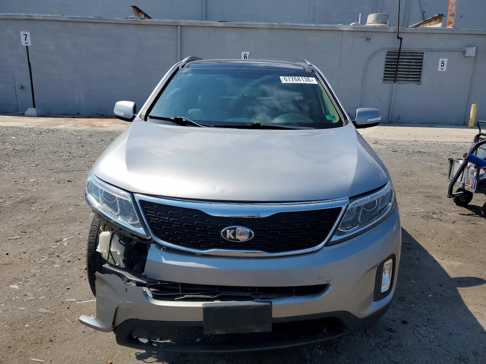 67268136 :رقم المزاد ، 5XYKU4A79FG579671 vin ، 2015 Kia Sorento مزاد بيع