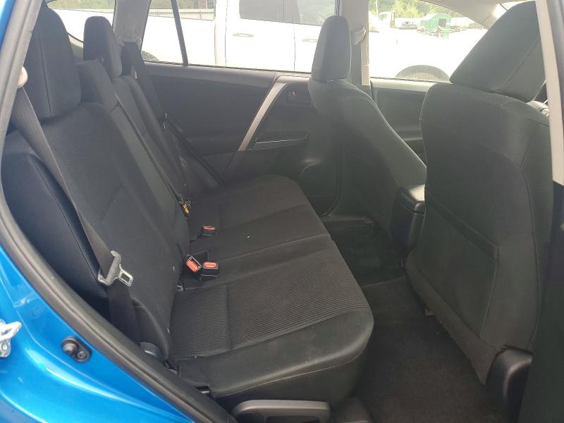 68231646 :رقم المزاد ، JTMBFREV9JJ728833 vin ، 2018 Toyota Rav4 مزاد بيع
