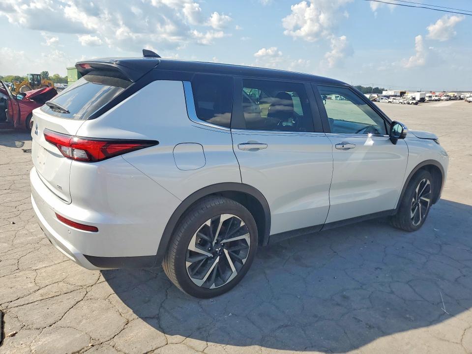 67692096 :رقم المزاد ، JA4J4UA8XNZ064886 vin ، 2022 Mitsubishi Outlander مزاد بيع