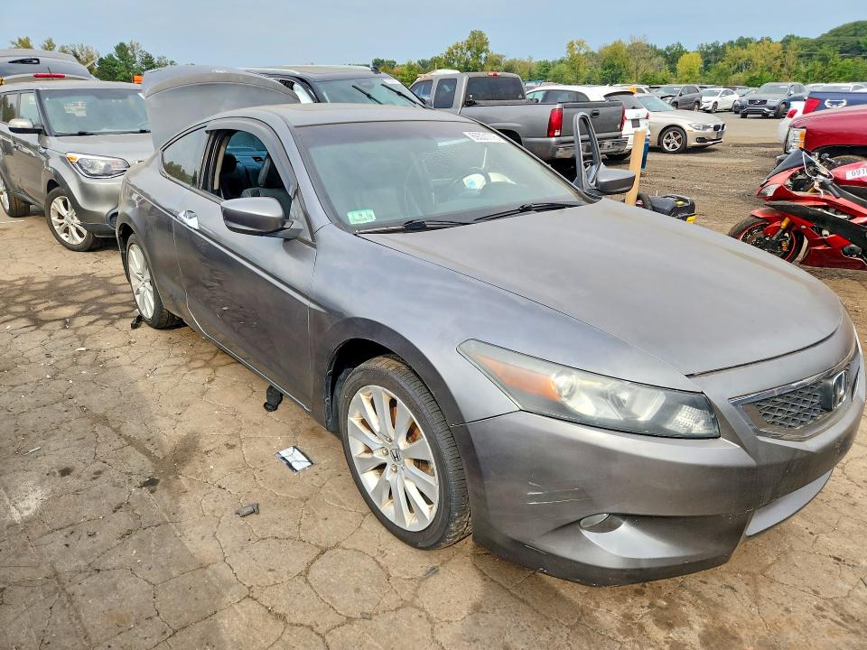 2008 Honda Accord მანქანა იყიდება აუქციონზე, vin: 1HGCS228X8A015800, აუქციონის ნომერი: 69331776