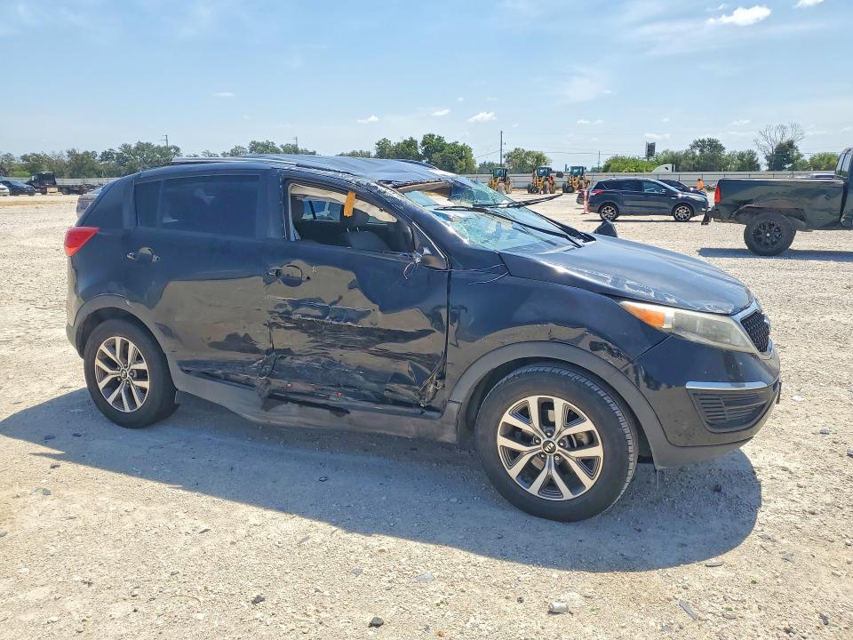 67463676 :رقم المزاد ، KNDPB3AC1F7720779 vin ، 2015 Kia Sportage مزاد بيع