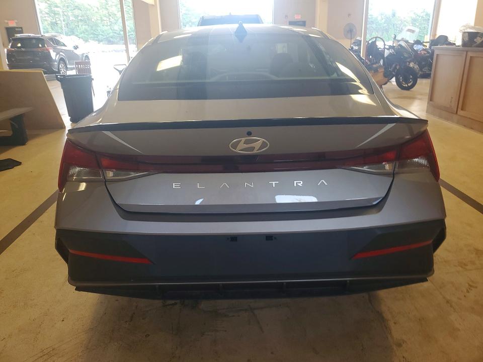 2026 Hyundai Elantra მანქანა იყიდება აუქციონზე, vin: KMHLM4DG6TU156858, აუქციონის ნომერი: 67305606