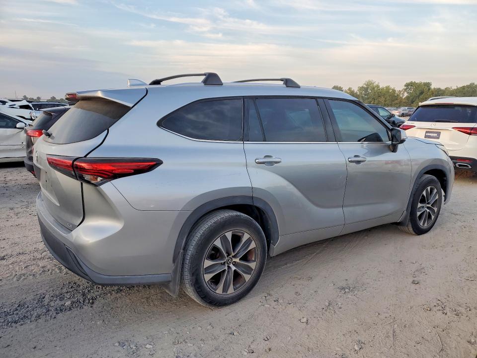 70478446 :رقم المزاد ، 5TDGZRAHXLS505896 vin ، 2020 Toyota Highlander مزاد بيع