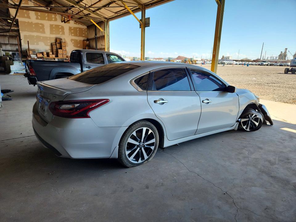 Продажа на аукционе авто 2017 Nissan Altima, vin: 1N4AL3AP6HN318539, номер лота: 67217446