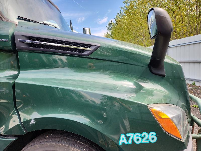 67018786 :رقم المزاد ، 3AKJHHDR7JSHU5624 vin ، 2018 Freightliner Cascadia 126 مزاد بيع