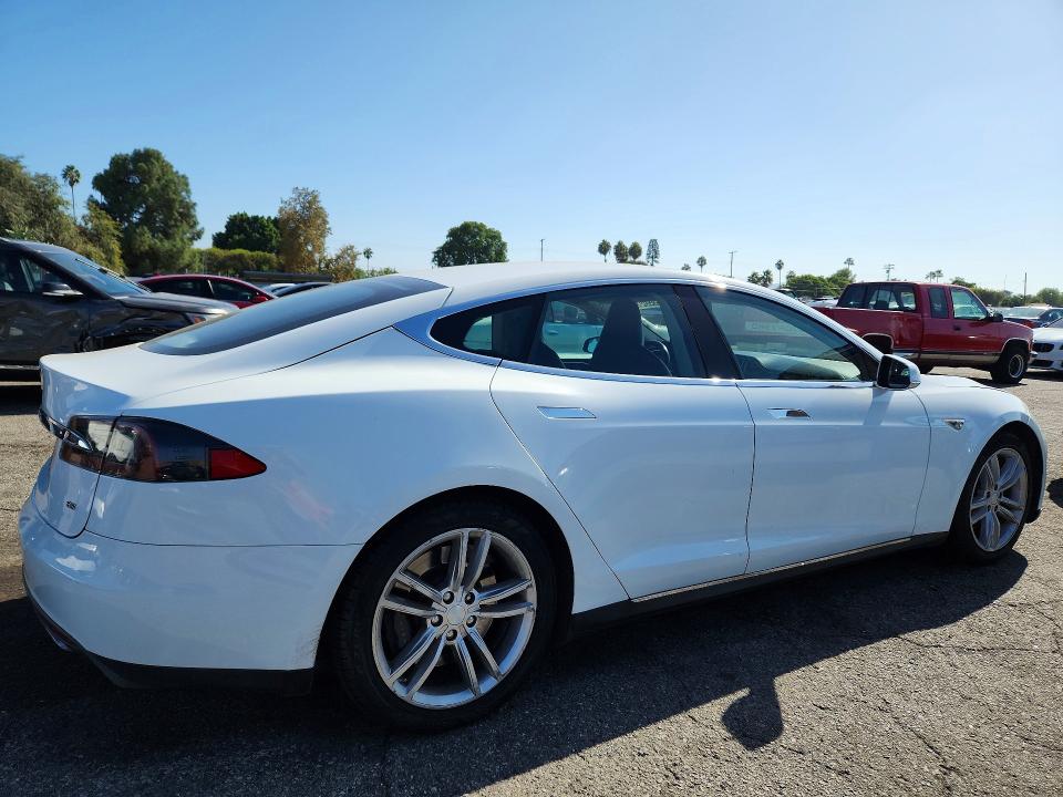 Aukcja sprzedaży 2013 Tesla Model S, vin: 5YJSA1DN7DFP15544, numer aukcji: 68592196