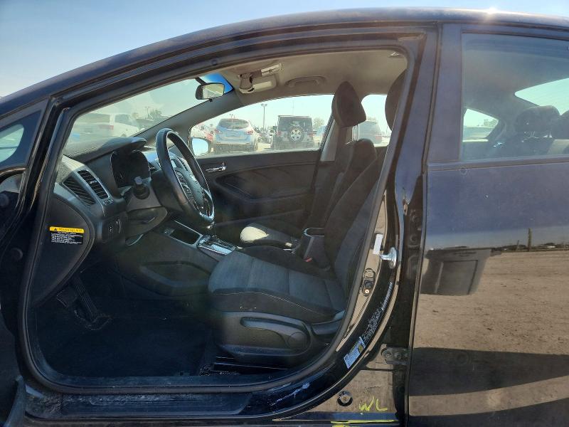 2017 Kia Forte მანქანა იყიდება აუქციონზე, vin: 3KPFL4A73HE144309, აუქციონის ნომერი: 67728526