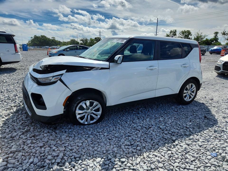71301166 :رقم المزاد ، KNDJ23AU2M7771672 vin ، 2021 Kia Soul مزاد بيع