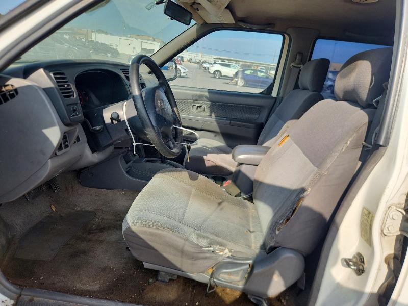 68392256 :رقم المزاد ، 1N6ED27T3YC437732 vin ، 2000 Nissan Frontier مزاد بيع