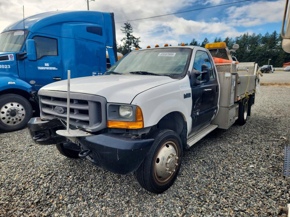 65503906 :رقم المزاد ، 1FDXF46F8YEE09762 vin ، 2000 Ford F450 مزاد بيع