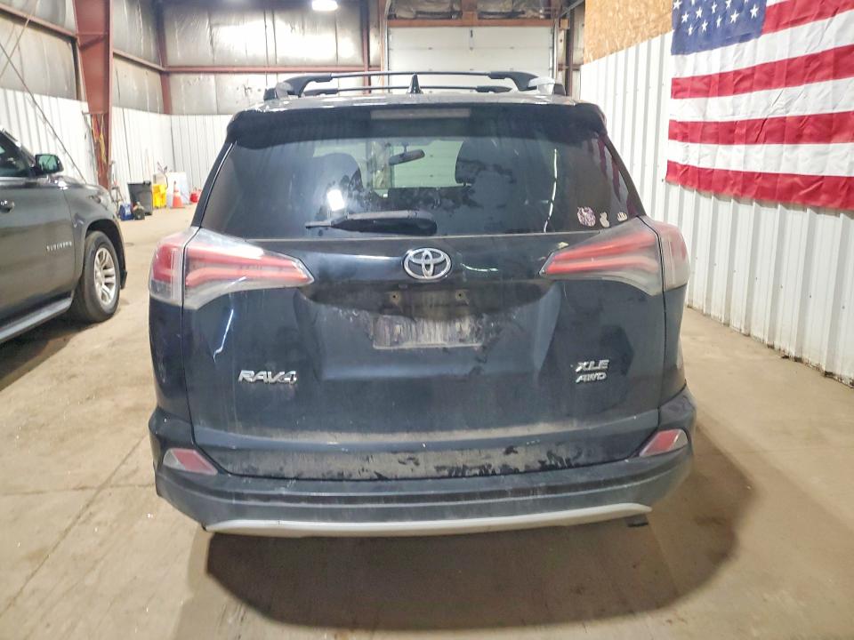 67961596 :رقم المزاد ، 2T3RFREV1GW425666 vin ، 2016 Toyota Rav4 مزاد بيع