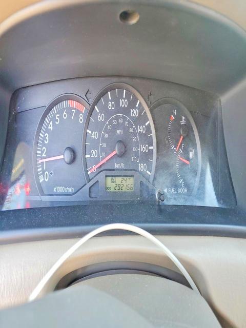 2004 Toyota Corolla მანქანა იყიდება აუქციონზე, vin: 2T1BR32E84C798851, აუქციონის ნომერი: 70479536