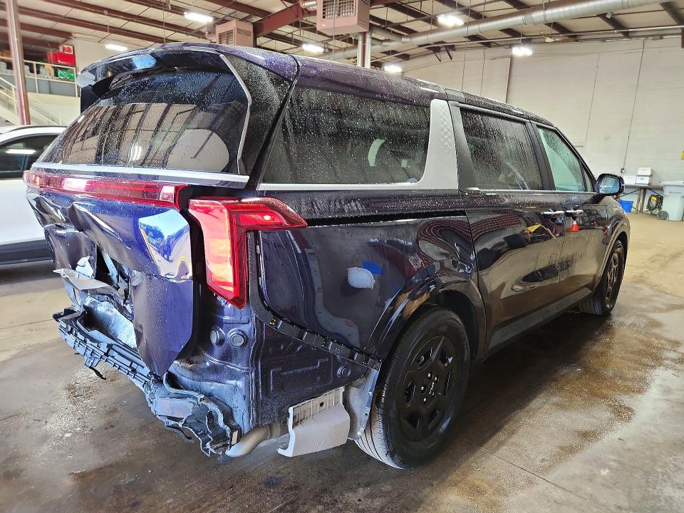 2026 Kia Carnival მანქანა იყიდება აუქციონზე, vin: KNDNB5K37T6584502, აუქციონის ნომერი: 68573856