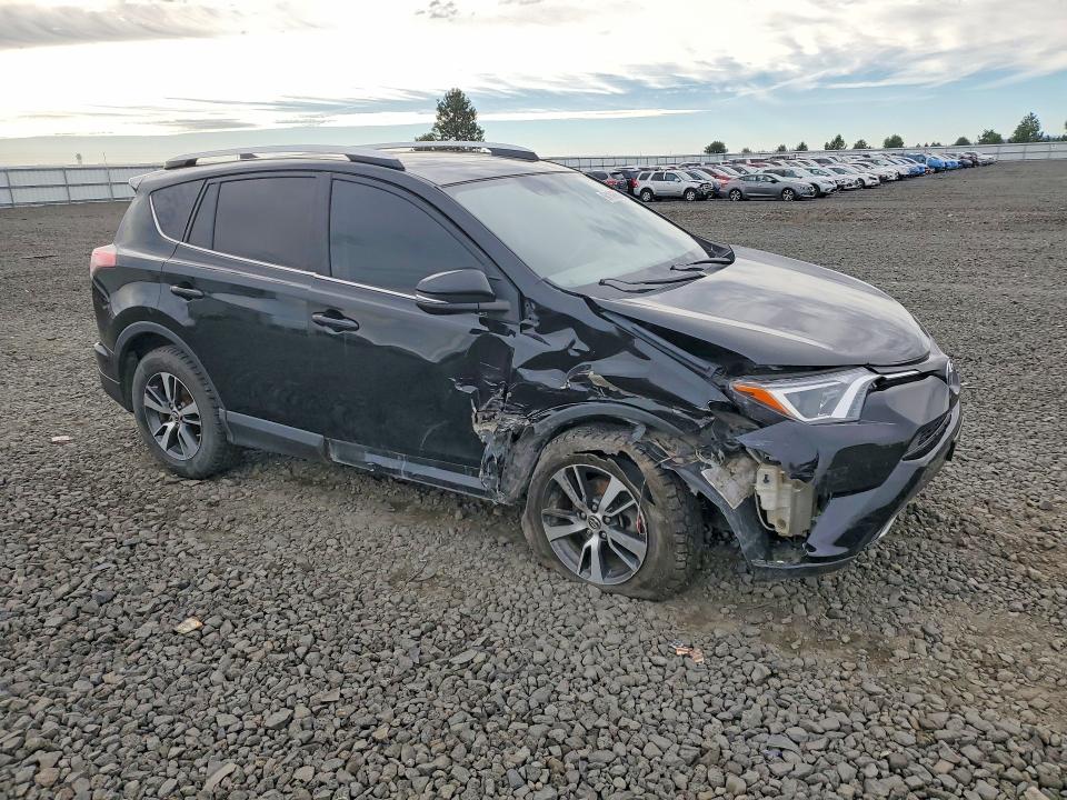 Продажа на аукционе авто 2016 Toyota Rav4, vin: 2T3RFREV8GW490630, номер лота: 68184986