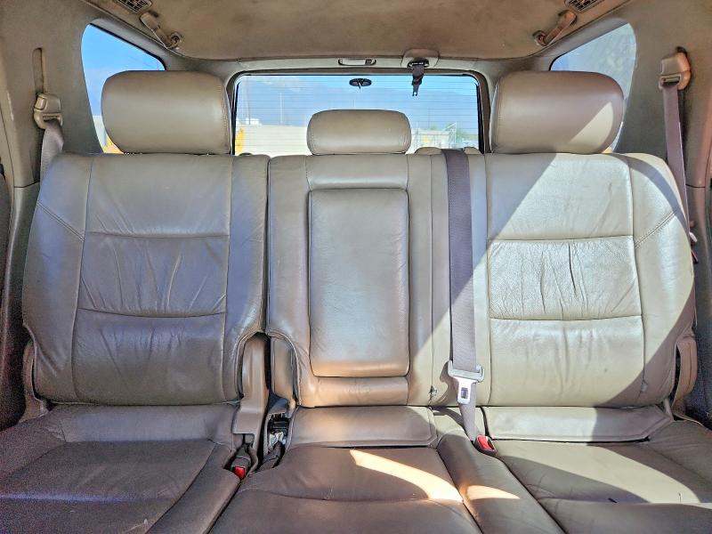 70903976 :رقم المزاد ، 5TDZT38A94S207938 vin ، 2004 Toyota Sequoia مزاد بيع