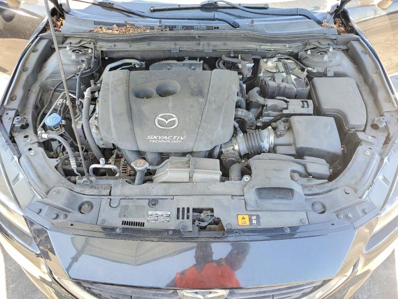 67545326 :رقم المزاد ، 3MZBN1L3XJM267065 vin ، 2018 Mazda 3 مزاد بيع