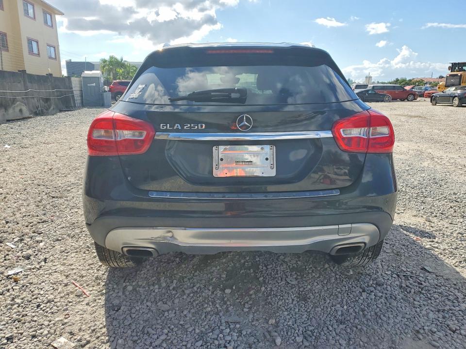 Продаж на аукціоні авто 2015 Mercedes-benz Gla, vin: WDCTG4EB6FJ107335, номер лоту: 70433936