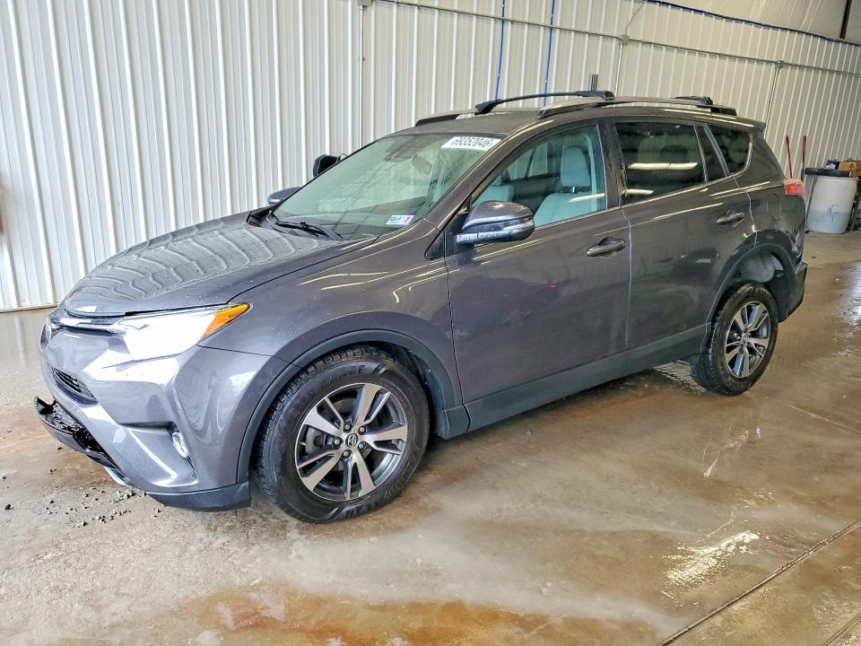 Aukcja sprzedaży 2017 Toyota Rav4, vin: 2T3RFREVXHW677238, numer aukcji: 69352046