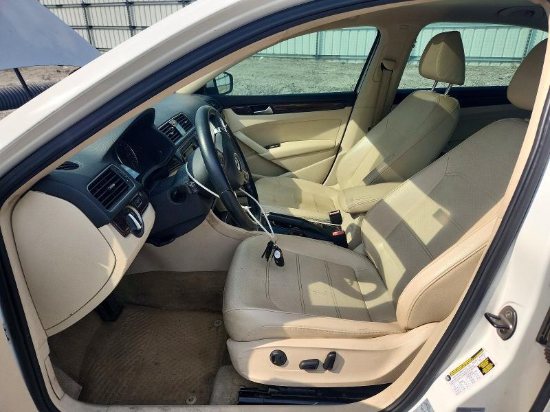 68292626 :رقم المزاد ، 1VWBN7A37EC099530 vin ، 2014 Volkswagen Passat مزاد بيع