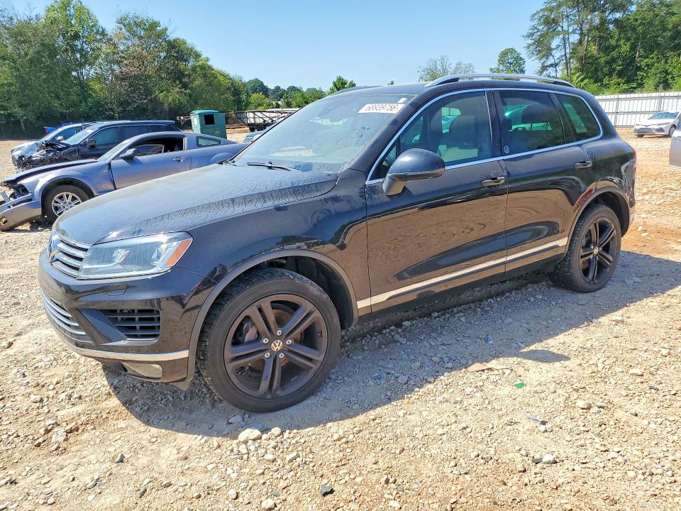 68939756 :رقم المزاد ، WVGRF7BP3HD003628 vin ، 2017 Volkswagen Touareg مزاد بيع