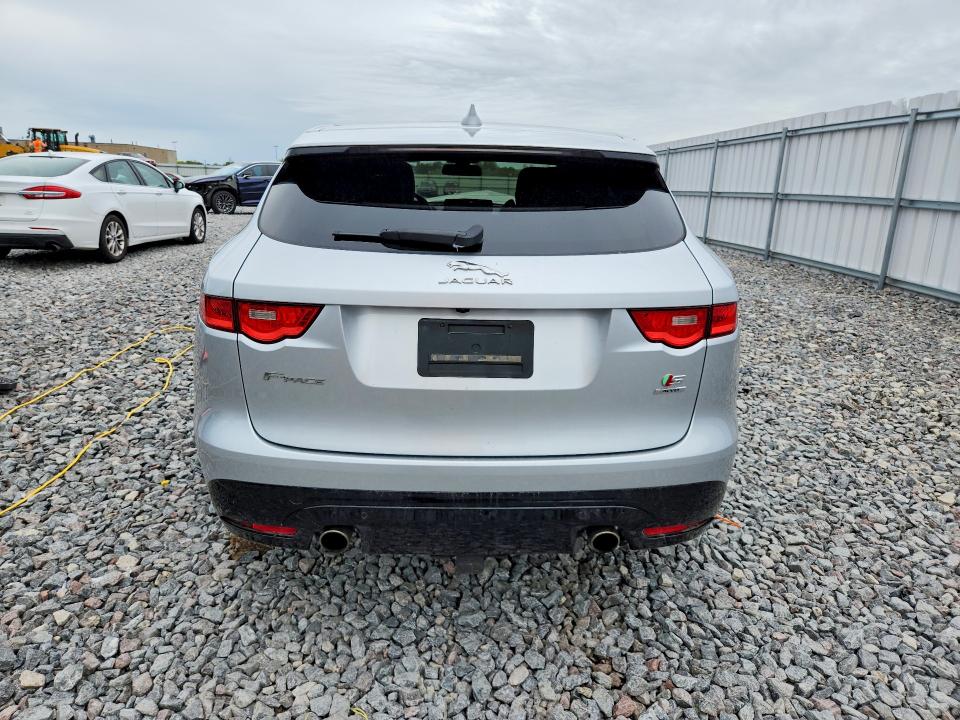 2017 Jaguar F-pace მანქანა იყიდება აუქციონზე, vin: SADCM2BV8HA060625, აუქციონის ნომერი: 69516486