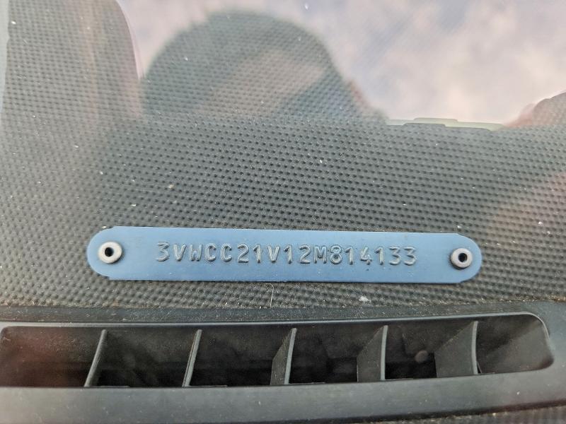 68595206 :رقم المزاد ، 3VWCC21V12M814133 vin ، 2002 Volkswagen Cabrio مزاد بيع