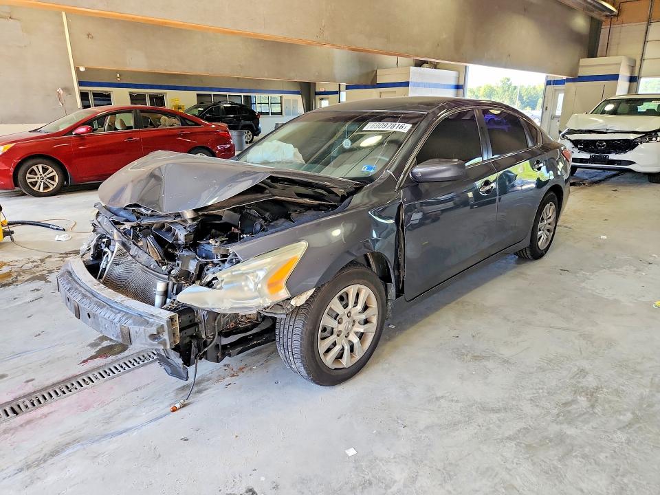 2013 Nissan Altima მანქანა იყიდება აუქციონზე, vin: 1N4AL3AP0DN438847, აუქციონის ნომერი: 69097816
