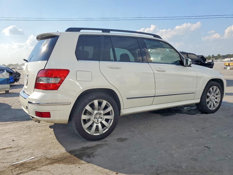 Продаж на аукціоні авто 2012 Mercedes-benz Glk, vin: WDCGG5GB2CF865708, номер лоту: 69033696