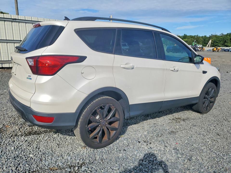 Продаж на аукціоні авто 2019 Ford Escape, vin: 1FMCU9GD3KUC09223, номер лоту: 69573506