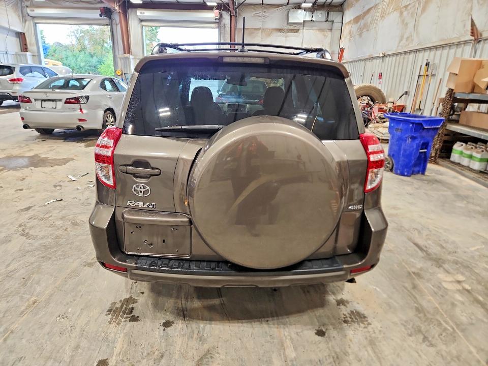 70678056 :رقم المزاد ، 2T3BF4DV2BW091646 vin ، 2011 Toyota Rav4 مزاد بيع