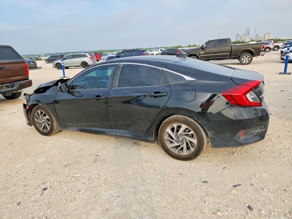69882886 :رقم المزاد ، 2HGFC2F73JH547506 vin ، 2018 Honda Civic مزاد بيع