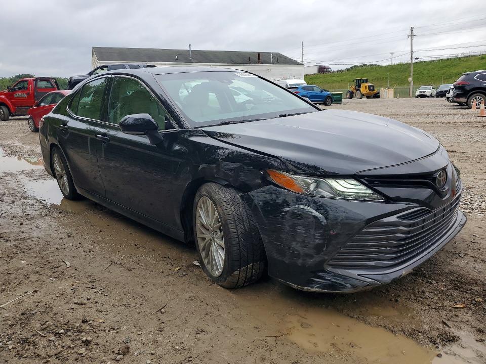 Aukcja sprzedaży 2018 Toyota Camry, vin: 4T1B11HK5JU050948, numer aukcji: 70023836