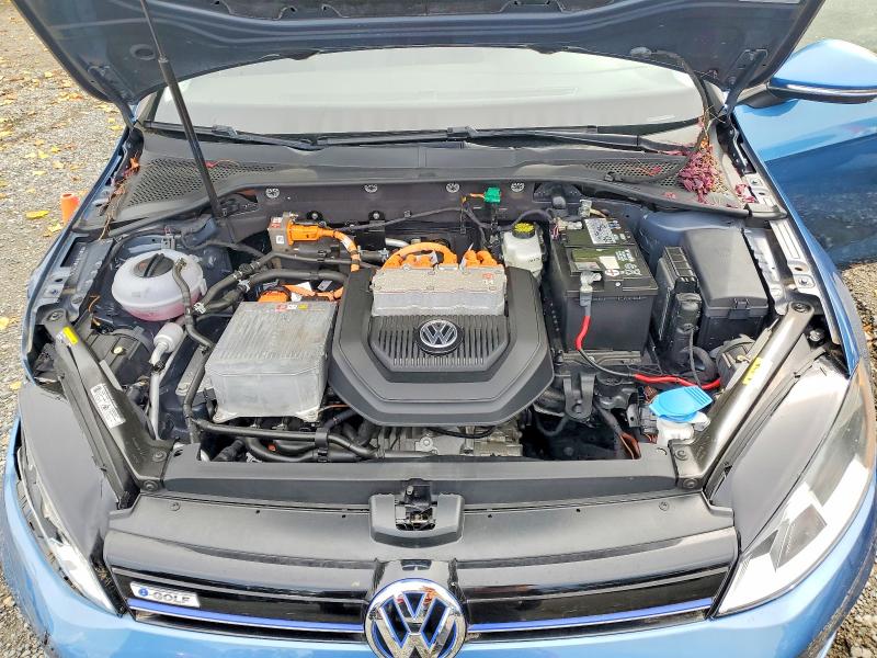 2016 Volkswagen E-golf მანქანა იყიდება აუქციონზე, vin: WVWKP7AU9GW913927, აუქციონის ნომერი: 67699576