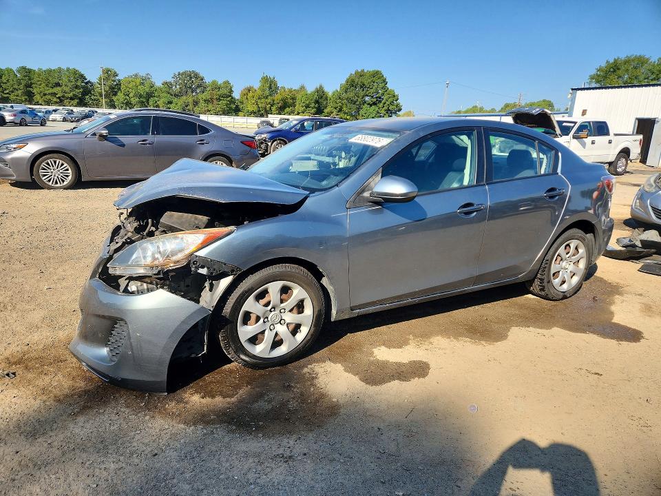 68802976 :رقم المزاد ، JM1BL1TF4D1762432 vin ، 2013 Mazda 3 مزاد بيع