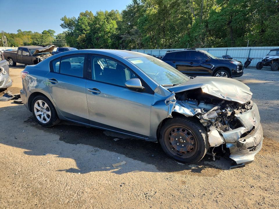 68802976 :رقم المزاد ، JM1BL1TF4D1762432 vin ، 2013 Mazda 3 مزاد بيع