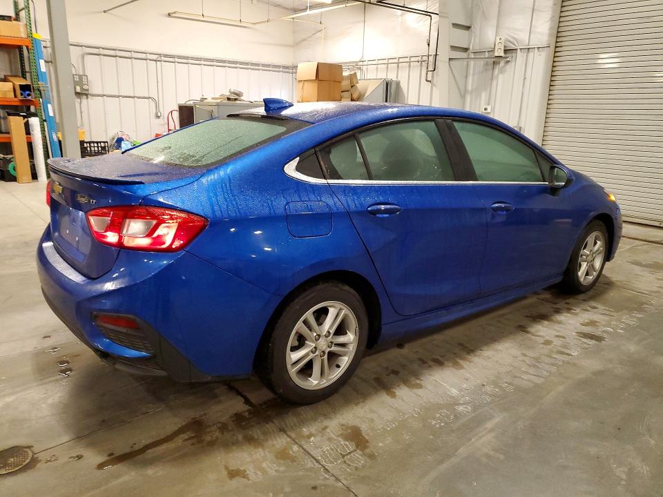 Продажа на аукционе авто 2017 Chevrolet Cruze, vin: 1G1BE5SM7H7268949, номер лота: 70979886