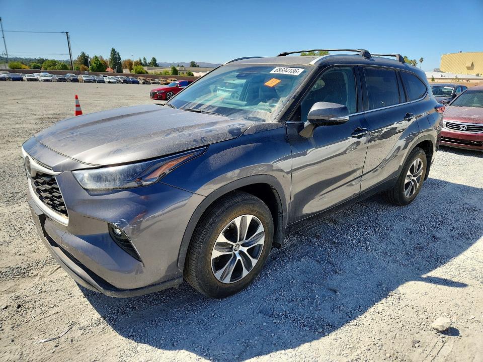 Продаж на аукціоні авто 2023 Toyota Highlander, vin: 5TDKDRAH0PS524133, номер лоту: 68694186
