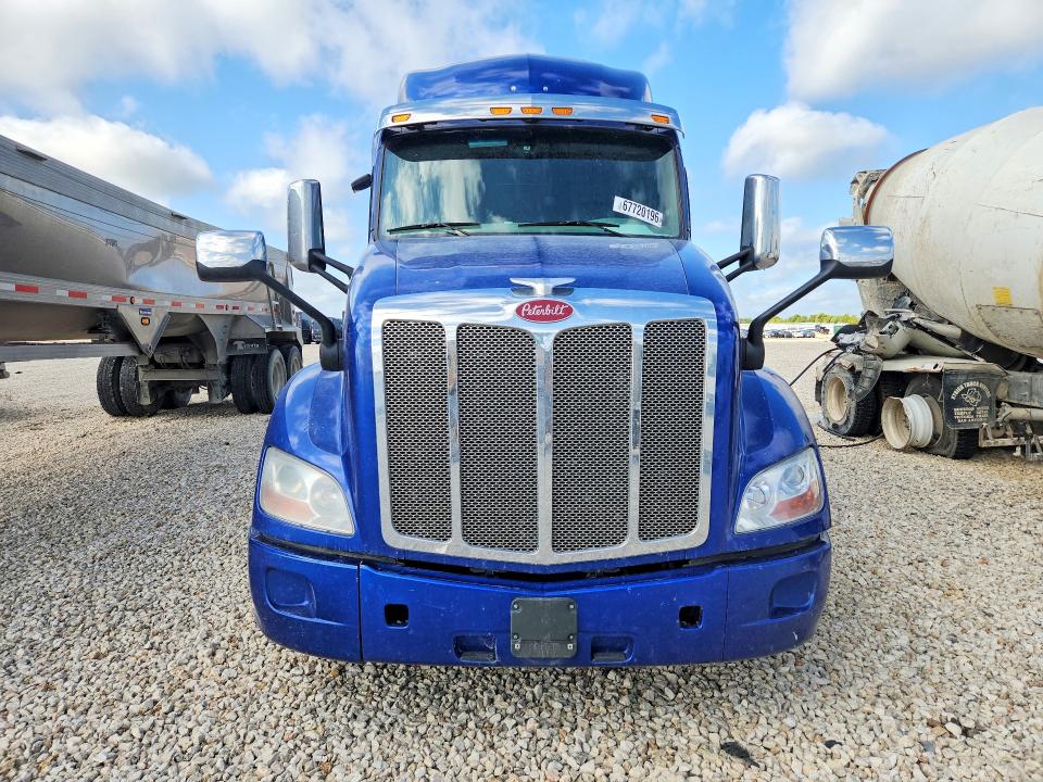 67720196 :رقم المزاد ، 1XPBDP9X8LD656402 vin ، 2020 Peterbilt 579 مزاد بيع